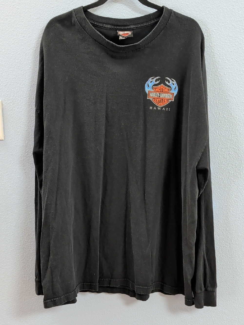 Harley-Davidson Honolulu Hawaii Spell Out Men's Black Long-Sleeve Graphic Tee